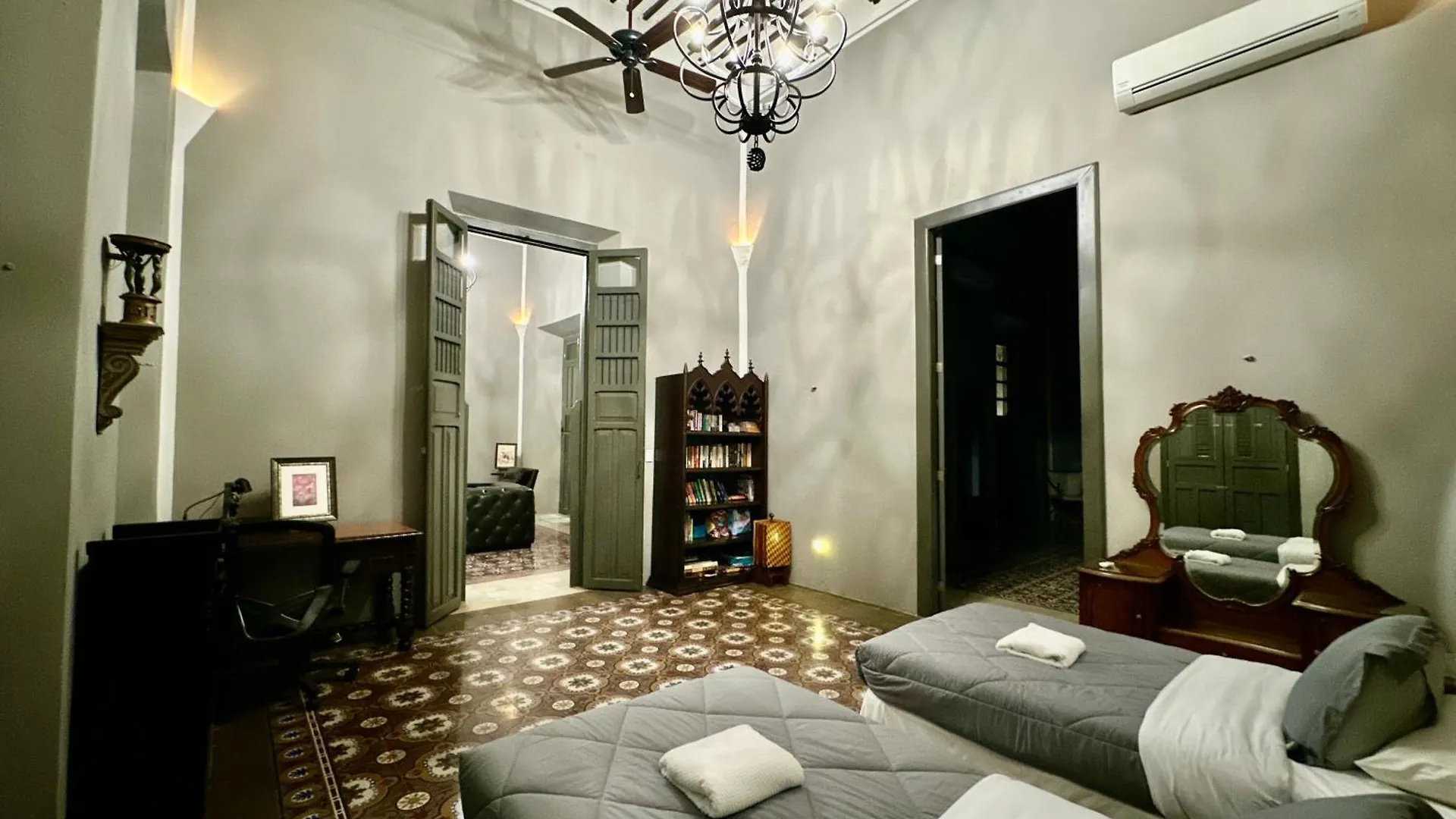 Casa Agape, By Lobby Pm Villa Merida
